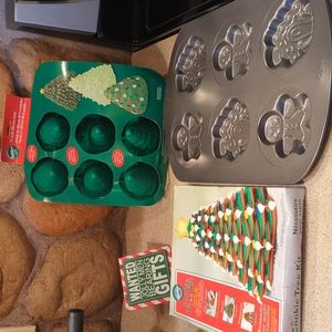 Christmas Baking Set Wilton